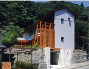 S邸